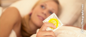  Kondome schützen zuverlässig vor einer HIV-Ansteckung beim Geschlechtsverkehr.